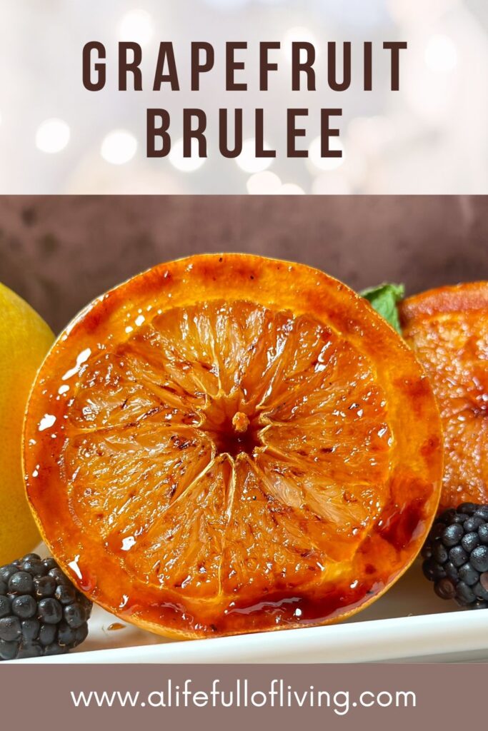 grapefruit brulee grilled grapefruit Pinterest #grilledgrapefruit #brunch #healthy #breakfast #vitaminC