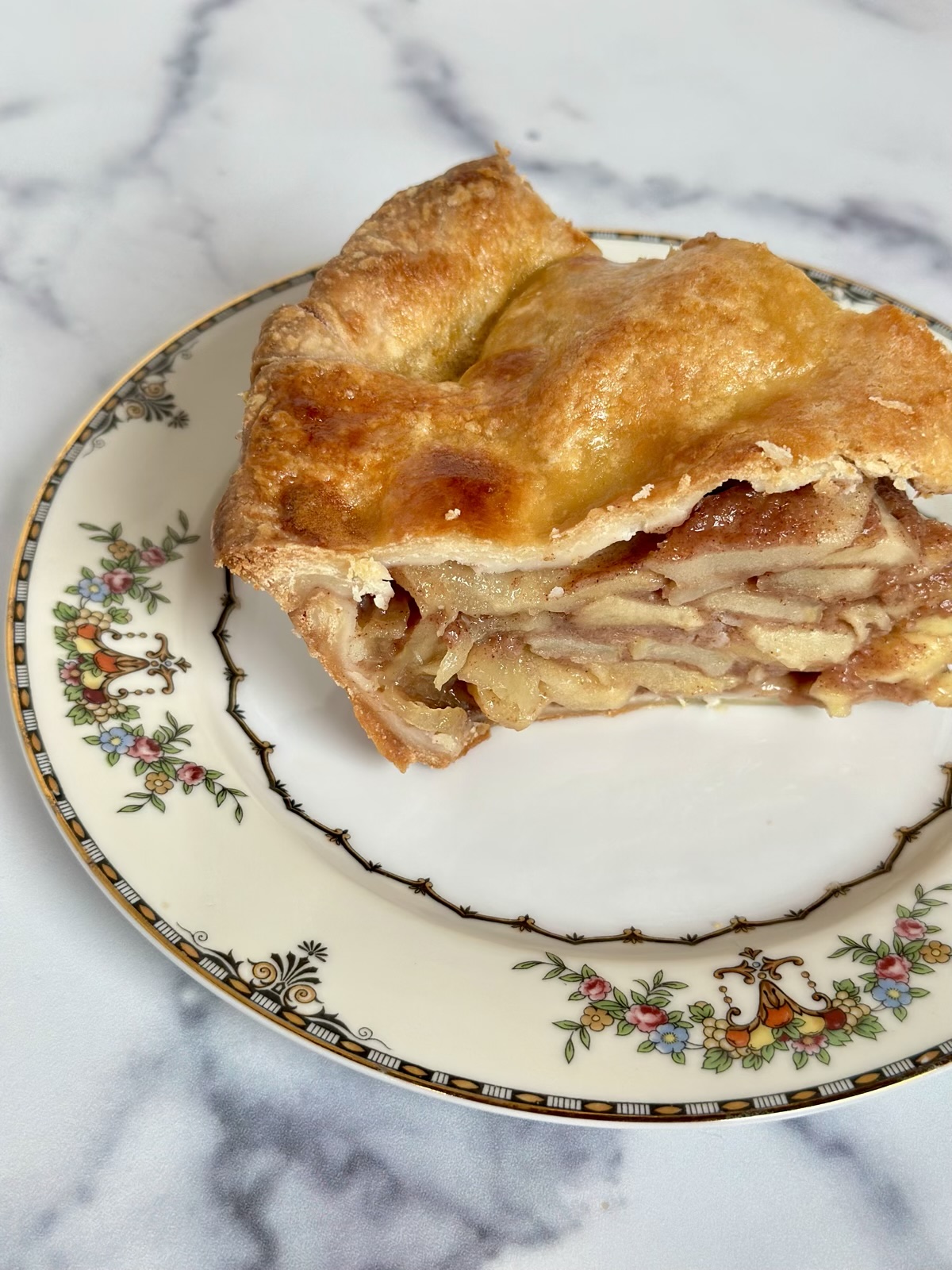 A picture of A Life Full of Living's Homemade Apple Pie on a Noritake Apollo China Plate.