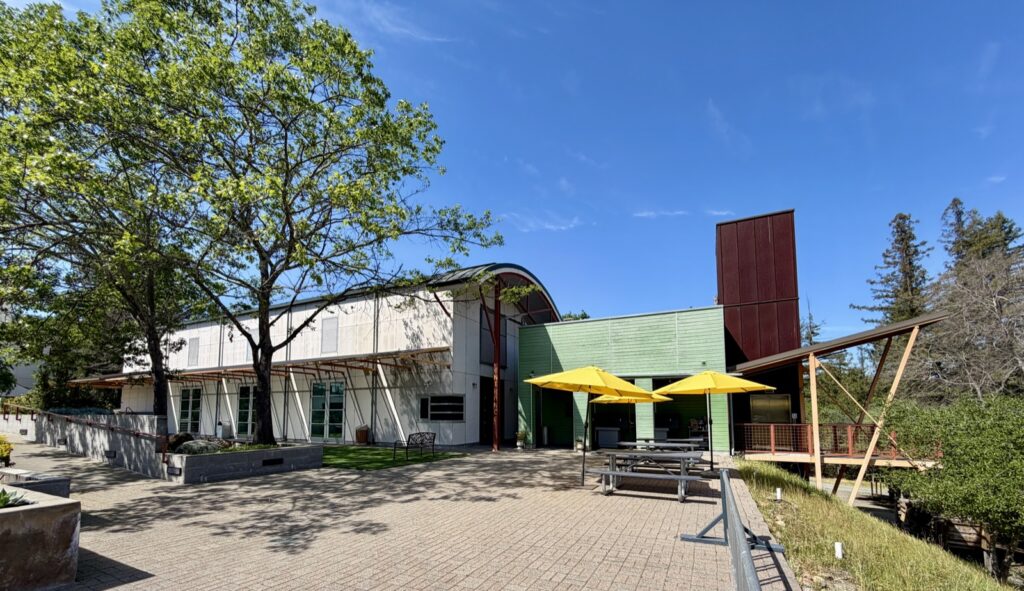 A picture of the Napa Valley Museum, Yountville exterior view by the entrance.
