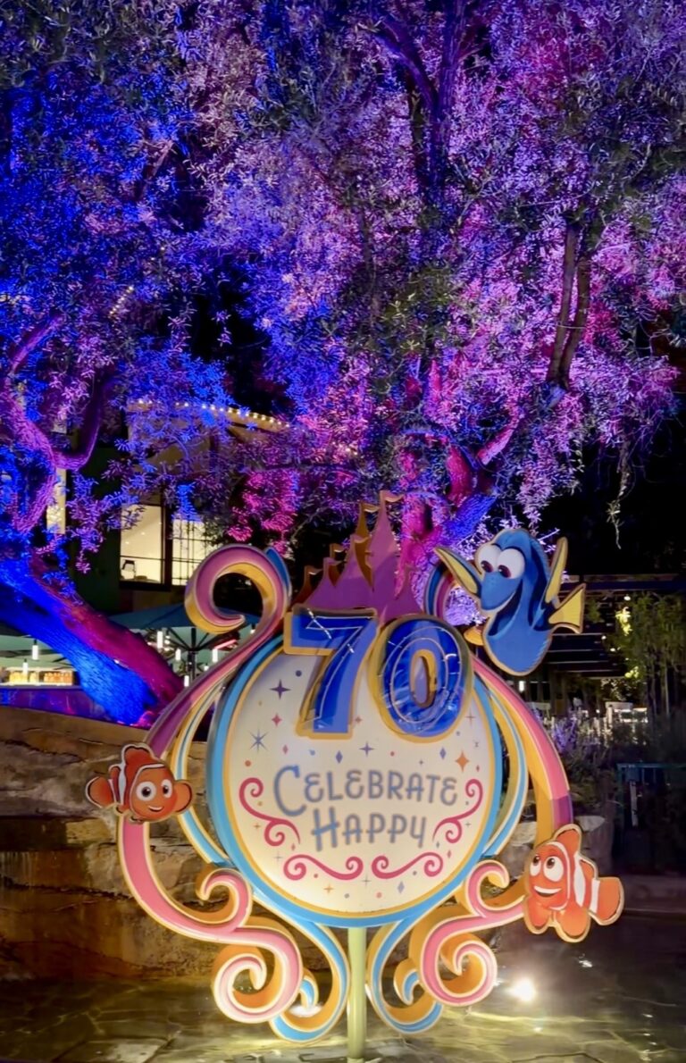 A picture of a 70th anniversary celebration decoration with Nemo and Dory