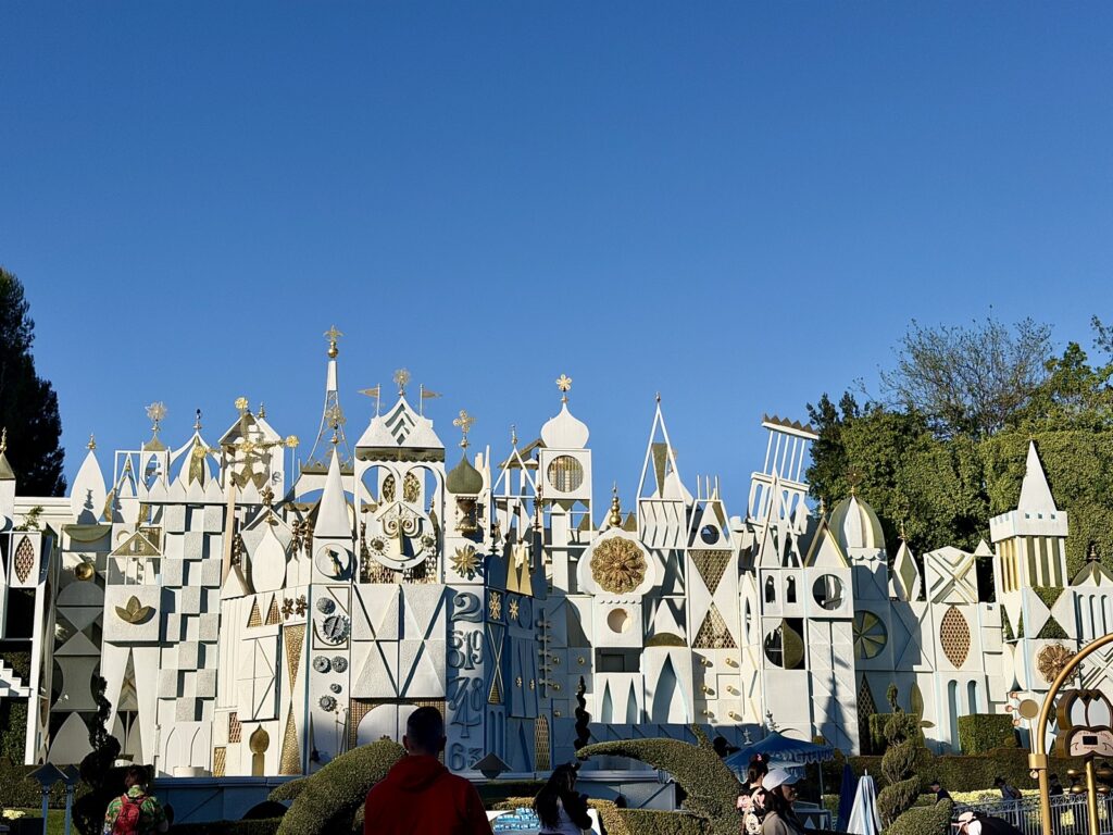 This is a picture of it's a small world done in the Mary Blair style. This is during the 70th anniversary, shortly after it was renovated.